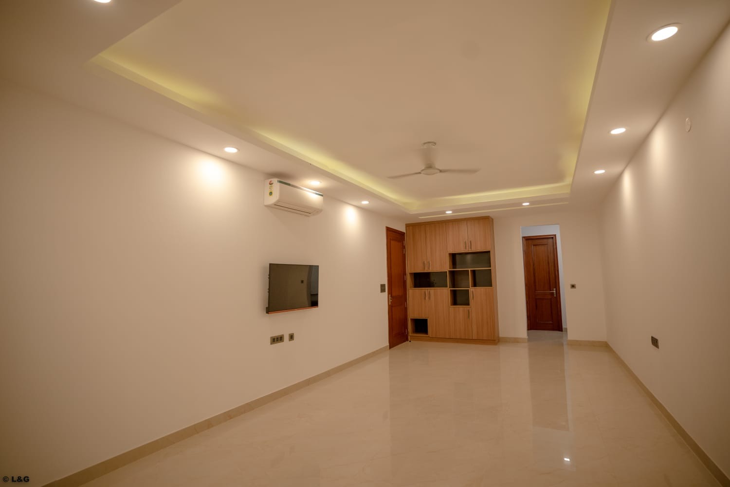 4 BHK + Pooja Room,Study Room Builder Floor For Sale in Sushant Lok 2