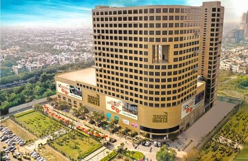  Showroom For Sale in Bhutani Experience, Sector 32