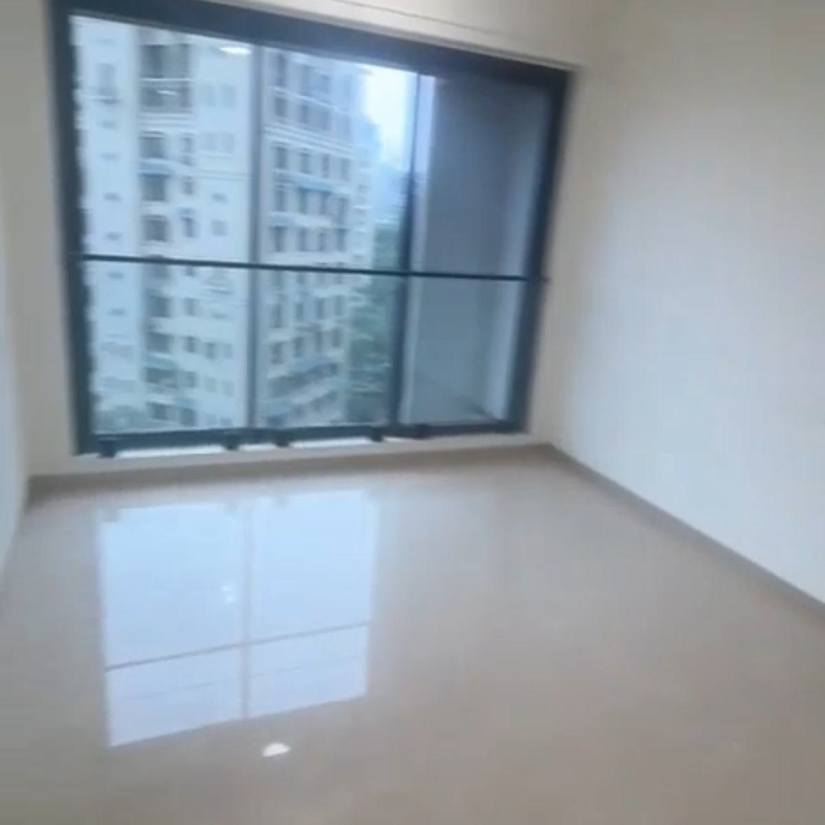 2 BHK + Study Room Apartment For Rent in Dosti Eastern Bay