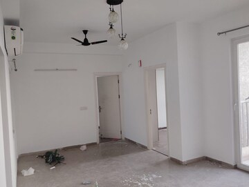 Bathroom in 3 BHK Apartment at Mapsko Mount Ville, Sector 79 – for Rent