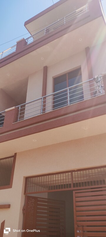 Balcony in 4 BHK Independent House at Modipuram – for Sale