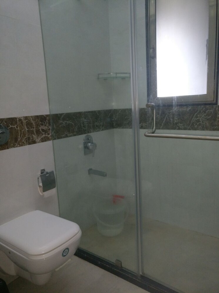 Bathroom, silver-palace-pali-hill 2 Bedroom 1200 Sq.Ft. Apartment In Pali Hill Mumbai 8775604