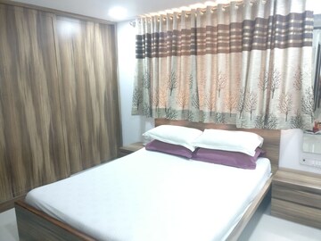 Bedroom in 2 BHK Apartment at Silver Palace Pali Hill, Pali Hill – for Rent