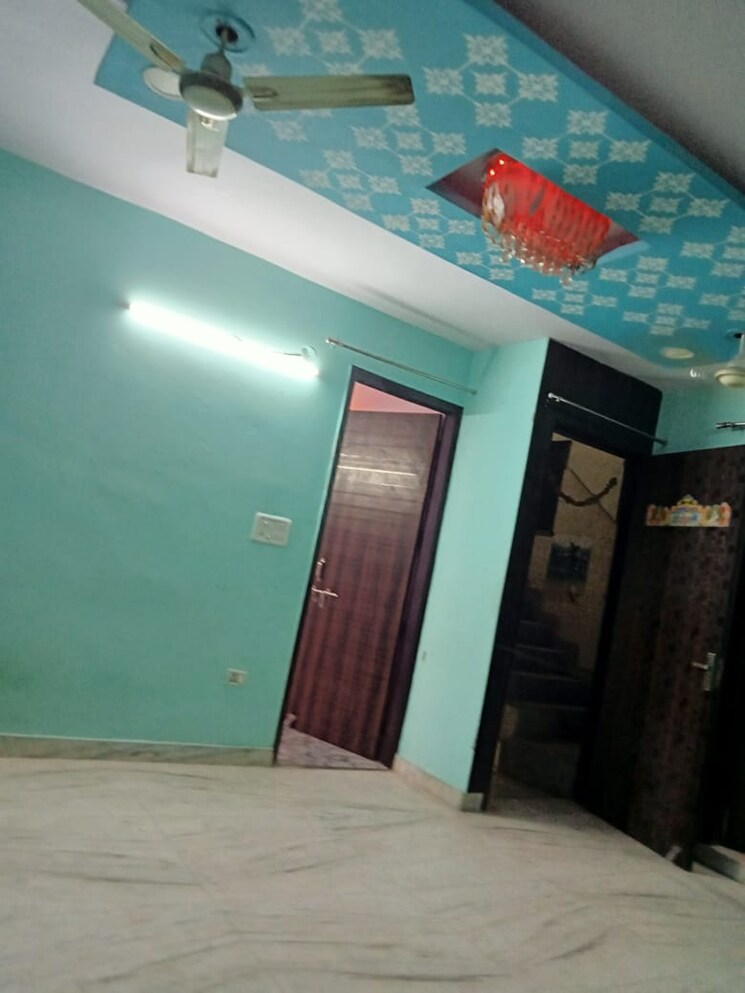 Room, burari 2 Bedroom 630 Sq.Ft. Apartment In Burari Delhi 8775260