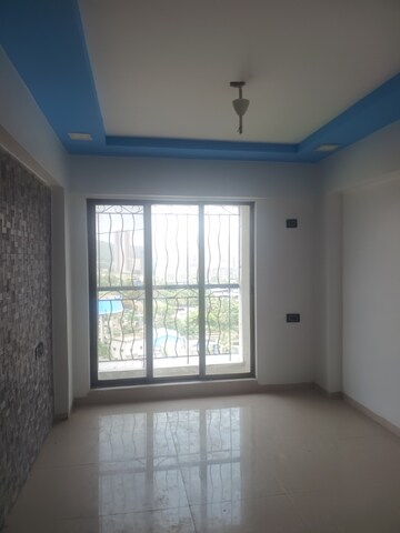 Room in 3 BHK Apartment at Gaurav Woods Phase I, Mira Road – for Sale
