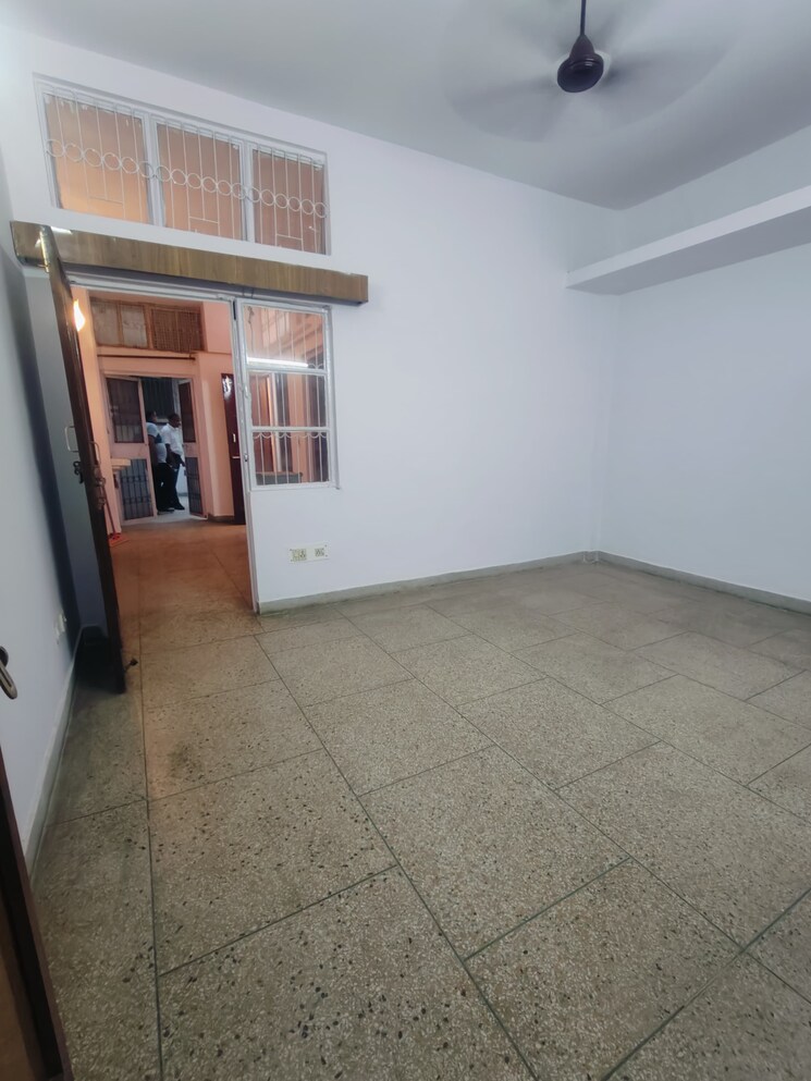 Room, malviya nagar 1 Bedroom 100 Sq.Yd. Builder Floor In Malviya Nagar Delhi 8775290