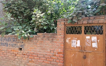 Plot For Sale in ARV Park, Sector 63