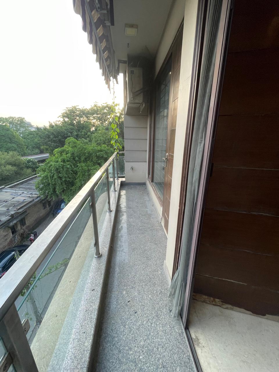 3 BHK Builder Floor For Rent in Chittaranjan Park