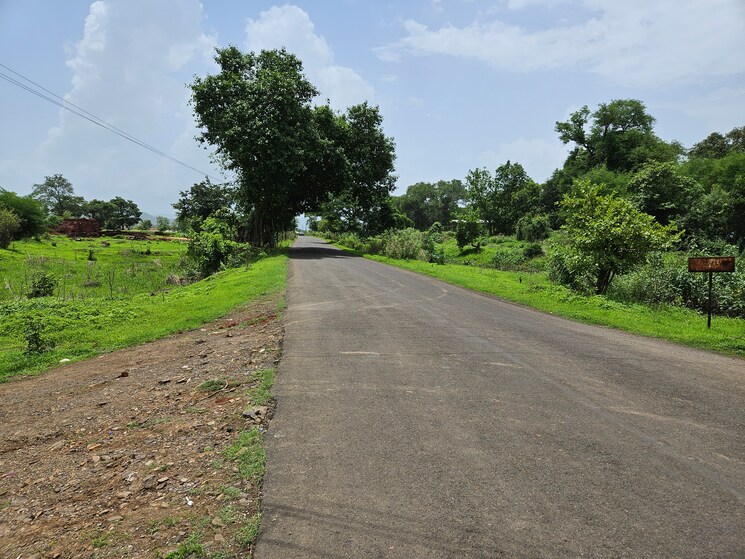 Garden, mangaon Commercial Land 30 Acre In Mangaon Raigad 8775348