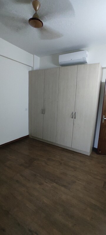 Furnished Amenities in 4 BHK Apartment at Puri Aanandvilas, Sector 81 – for Rent