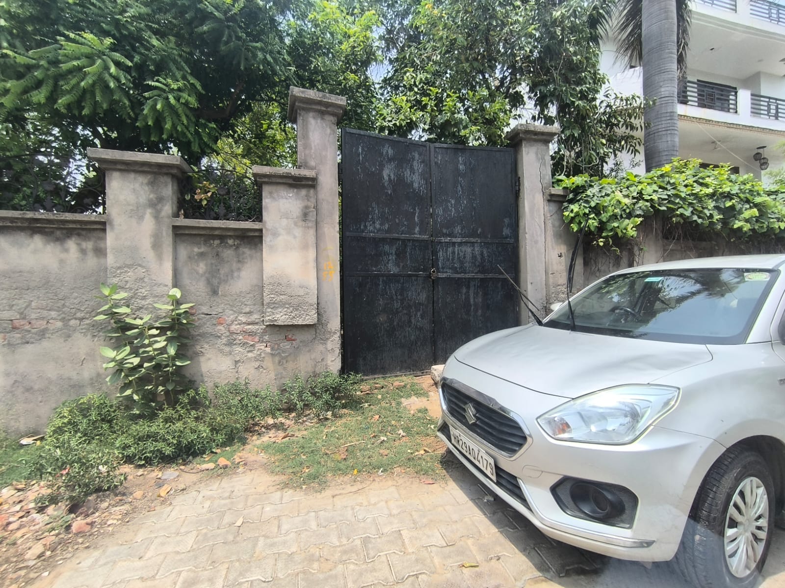 Plot For Sale in Independent Plot 