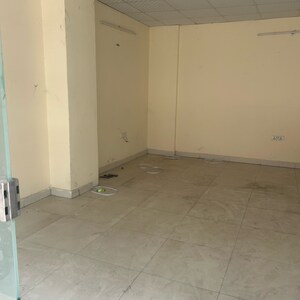  Shop For Sale in Sector 61
