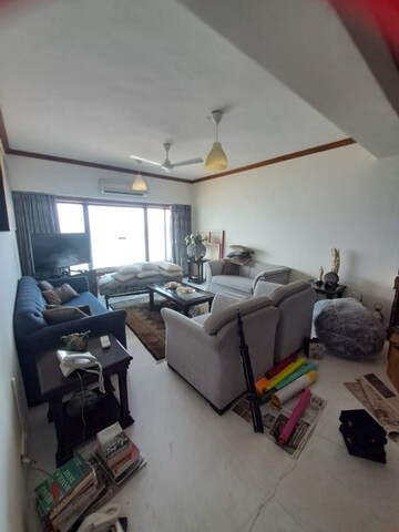 Living Room in 3 BHK Apartment at Samudra Mahal, Worli – for Rent