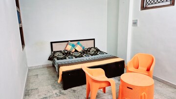 Bedroom in 2 BHK Builder Floor at Sahastradhara Road – for Rent