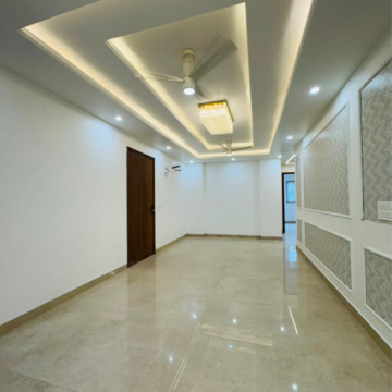 Room in 4 BHK Builder Floor at Ansal API Esencia, Sector 67 – for Sale