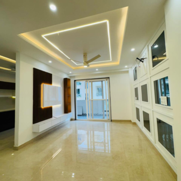 Room in 4 BHK Builder Floor at Ansal API Esencia, Sector 67 – for Sale