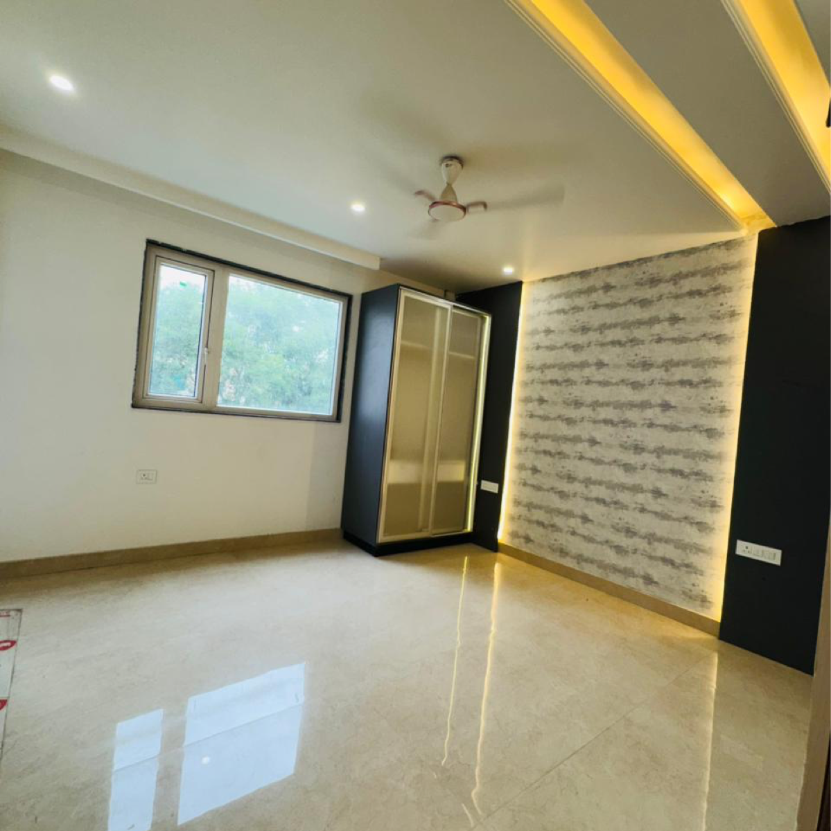 4 BHK + Pooja Room,Servant Room Builder Floor For Sale in Ansal API Esencia