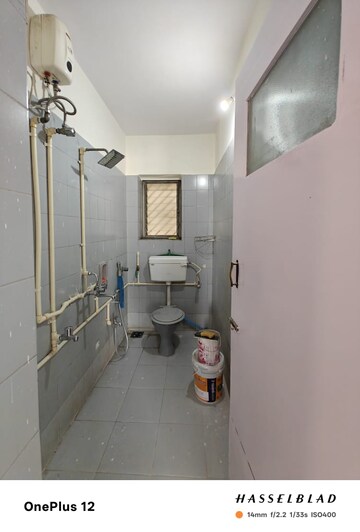 Master Bedroom in 2 BHK Apartment at Shailesh Tower Nerul, Nerul Sector 19a – for Sale