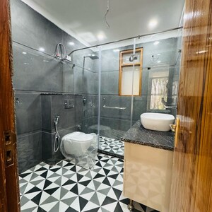 Kitchen in 3 BHK Builder Floor at SS Mayfield Gardens, Mayfield Garden – for Sale