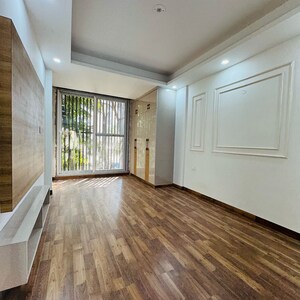 Room in 3 BHK Builder Floor at SS Mayfield Gardens, Mayfield Garden – for Sale