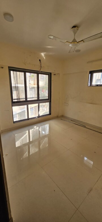 Room in 1 BHK Apartment at Shree Parleshwar CHS, Vile Parle East – for Rent