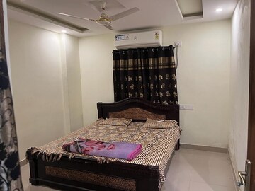 Bedroom in 3 BHK Apartment at Banjara Hills – for Rent