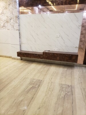 2 BHK Builder Floor For Sale in Janakpuri