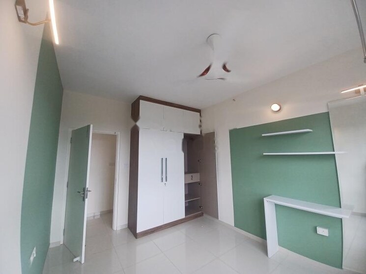 Room, godrej-aqua 3 Bedroom 1239 Sq.Ft. Apartment In International Airport Road Bangalore 8775512