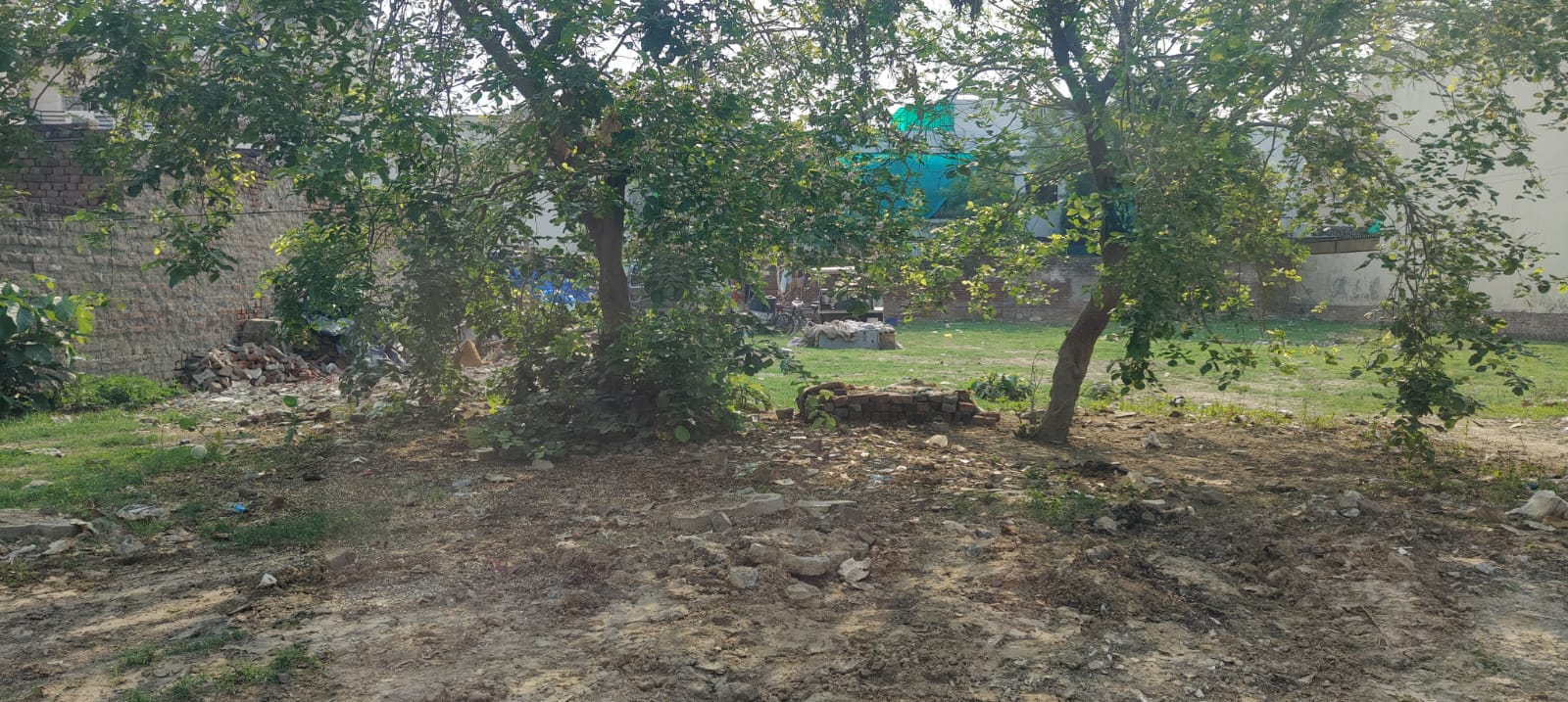 Plot For Sale in Independent Plot 