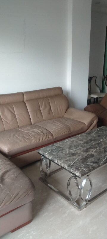 Bedroom in 3 BHK Builder Floor at Sector 41 – for Rent