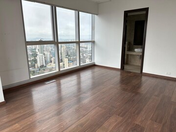 Room in 4 BHK Apartment at Bombay Realty Island City Center, Wadala – for Rent