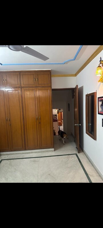 Room in 3 BHK Builder Floor at Greater Kailash – for Rent