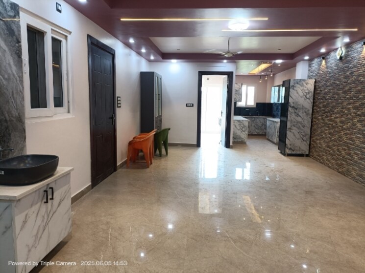 Living Room, gms road 3 Bedroom 1850 Sq.Ft. Builder Floor In Gms Road Dehradun 8775811