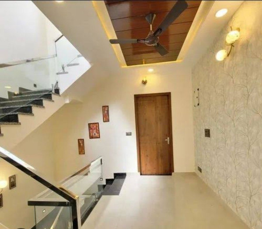 2 BHK Independent House For Rent in Sector 15