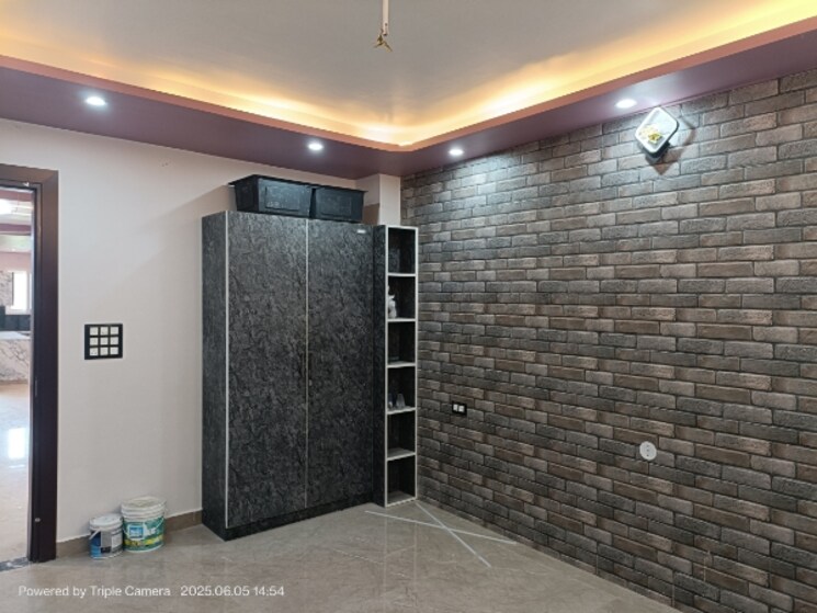 Room, gms road 3 Bedroom 1850 Sq.Ft. Builder Floor In Gms Road Dehradun 8775811