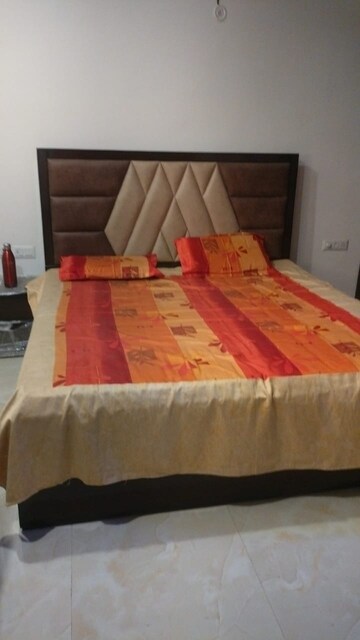 Bedroom in 3 BHK Builder Floor at Gyan Khand ii – for Rent