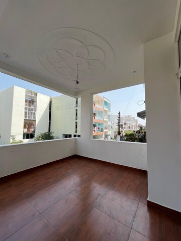 Room in 3 BHK Builder Floor at Pathribagh – for Sale
