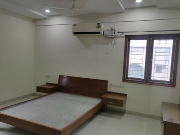 Room in 3 BHK Apartment at SV Mansion Banjara Hills, Banjara Hills – for Rent