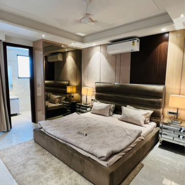 Bedroom in 4 BHK Builder Floor at Versalia WoodWinds, Sector 67a – for Sale