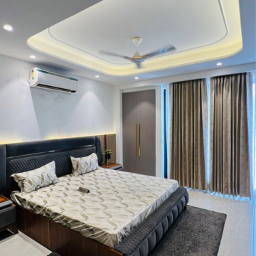 Bedroom in 4 BHK Builder Floor at Versalia WoodWinds, Sector 67a – for Sale
