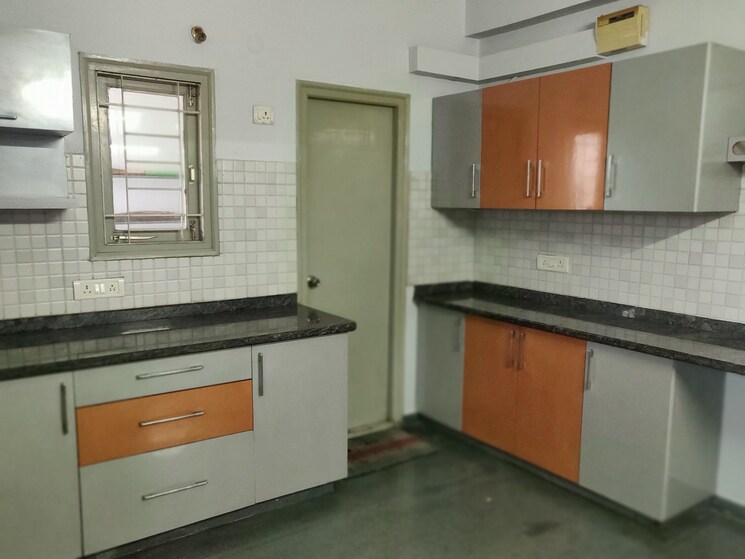 Kitchen, sv-mansion-banjara-hills 3 Bedroom 2500 Sq.Ft. Apartment In Banjara Hills Hyderabad 8775912