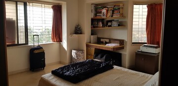 Bedroom in 2 BHK Apartment at Raj Palace Khar, Khar West – for Rent