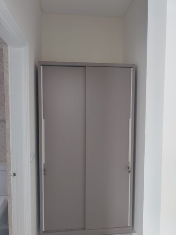 Room in 2 BHK Apartment at Shree Vardhman Victoria, Sector 70 – for Rent