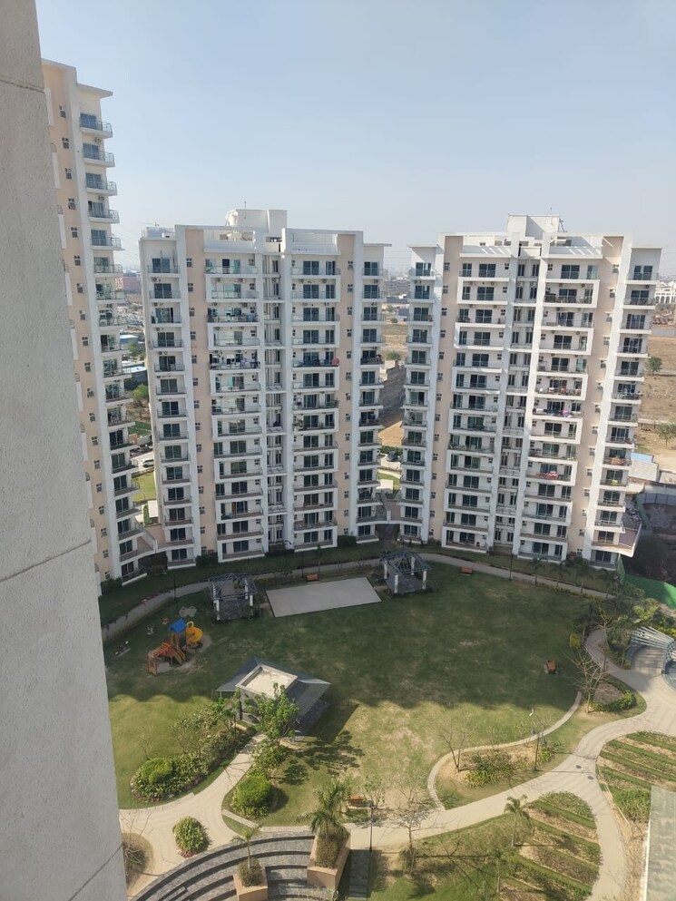 Exterior View, shree-vardhman-victoria 2 Bedroom 1350 Sq.Ft. Apartment In Sector 70 Gurgaon 8775854