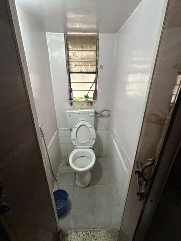 Attached Bathroom in 1 BHK Apartment at Model Colony – for Rent