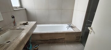 Attached Bathroom in 3.5 BHK Apartment at Sector 67 – for Rent