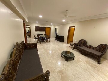 Living Room in 3 BHK Apartment at Khar West – for Rent