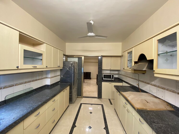 Kitchen, khar west 3 Bedroom 850 Sq.Ft. Apartment In Khar West Mumbai 8775906