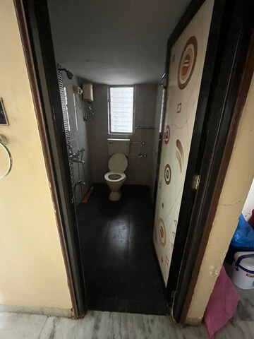 Attached Bathroom in 2 BHK Apartment at Samarth Complex Borivali West, Borivali West – for Rent