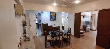 3 BHK Apartment For Rent in Khar West